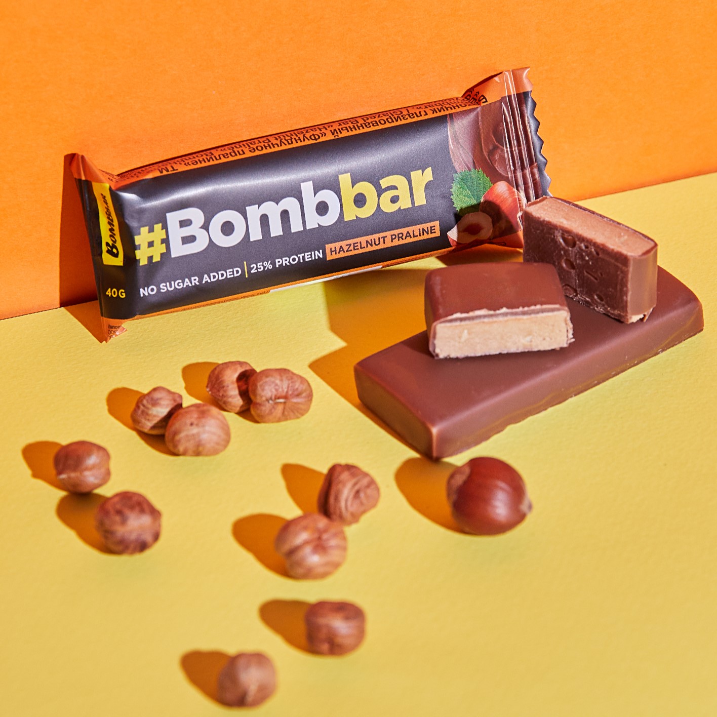 Протеиновый батончик Bombbar в шоколаде - Фундучное пралине
